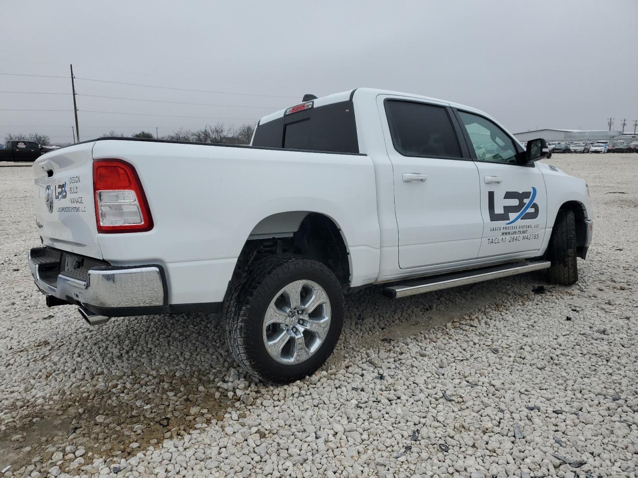 2022 RAM 1500 VIN 1C6RREFT0NN464158 Copart auction photo, side / front end damage thumbnail 3