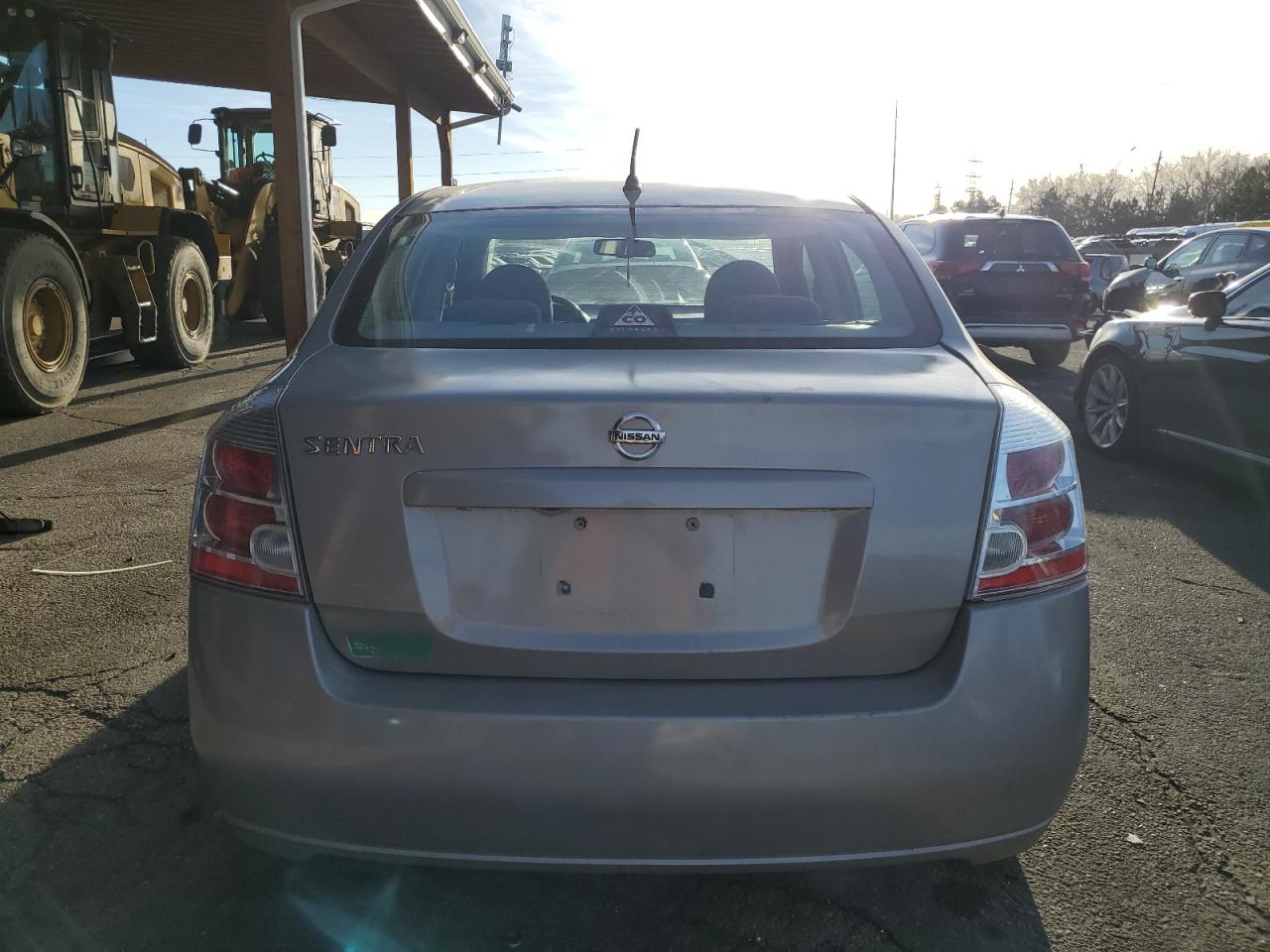 2009 Nissan Sentra VIN 3N1AB61E09L648372 Copart auction photo, front end / hail damage thumbnail 6
