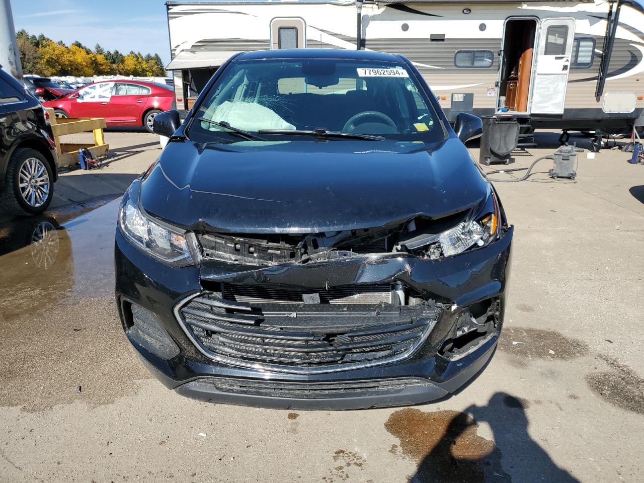2019 Chevrolet Trax VIN 3GNCJNSB6KL260566 Copart auction photo, front end / minor dent/scratches damage thumbnail 5