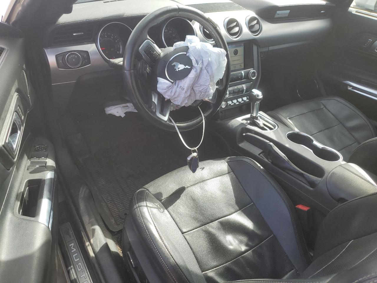 2019 Ford Mustang VIN 1FATP8UH6K5170558 Copart auction photo, front end damage thumbnail 8
