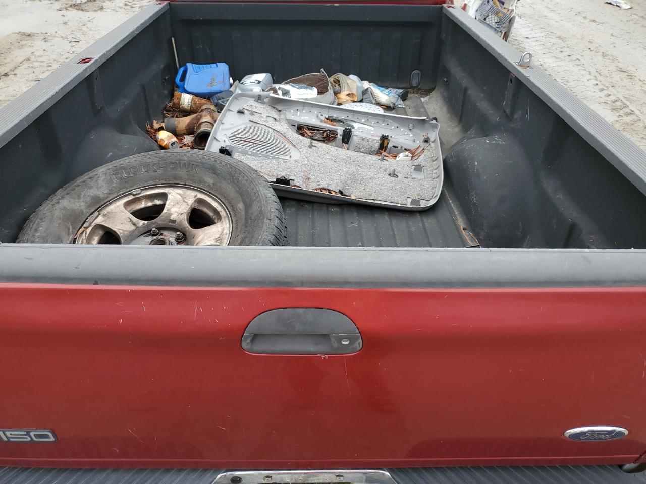 2003 Ford F-150 VIN 1FTRF17W83NB81720 Copart auction photo, front end / undercarriage damage thumbnail 10