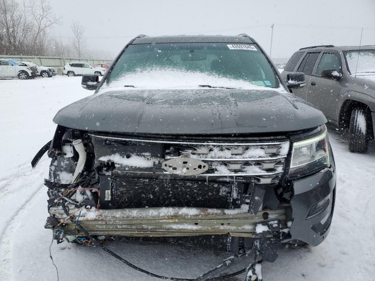 2017 Ford Explorer VIN 1FM5K8D83HGA56608 Copart auction photo, front end damage thumbnail 5