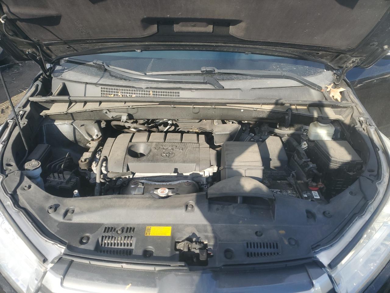 2018 Toyota Highlander VIN 5TDZARFHXJS039831 Copart auction photo, rear end / side damage thumbnail 12