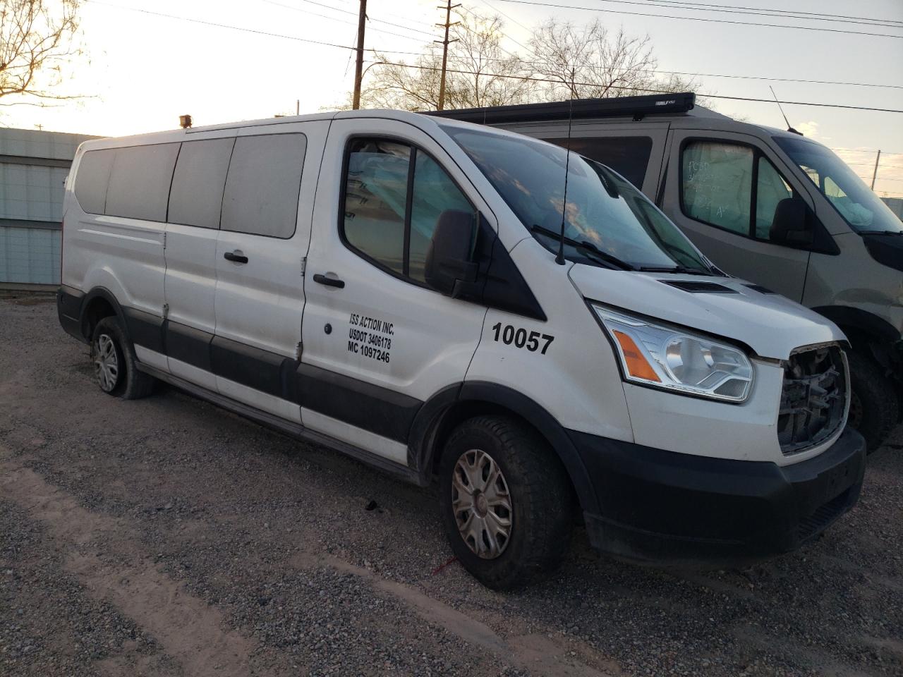 2019 Ford Transit VIN 1FBZX2ZM5KKA60694 Copart auction photo, undercarriage / side damage thumbnail 4