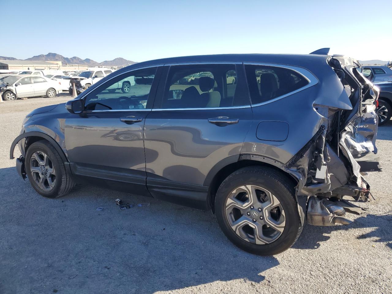 2017 Honda CR-V VIN 2HKRW2H55HH616115 Copart auction photo, rear end / front end damage thumbnail 2