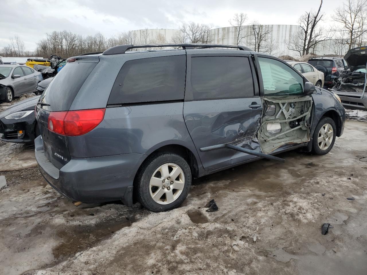 2009 Toyota Sienna VIN 5TDZK23C59S228797 Copart auction photo, side damage thumbnail 3