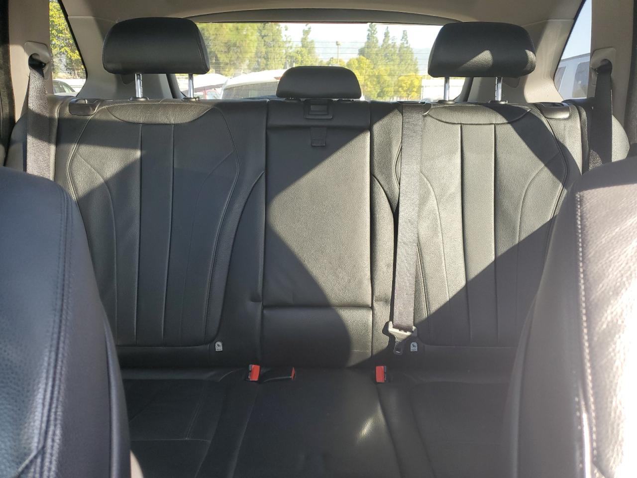2015 BMW X5 VIN 5UXKR0C50F0K67670 Copart auction photo, rear end damage thumbnail 10