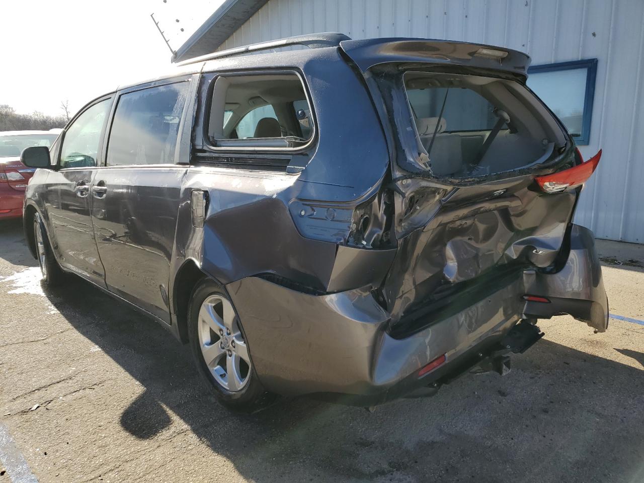 2013 Toyota Sienna VIN 5TDKK3DC4DS348444 Copart auction photo, rear end / minor dent/scratches damage thumbnail 2