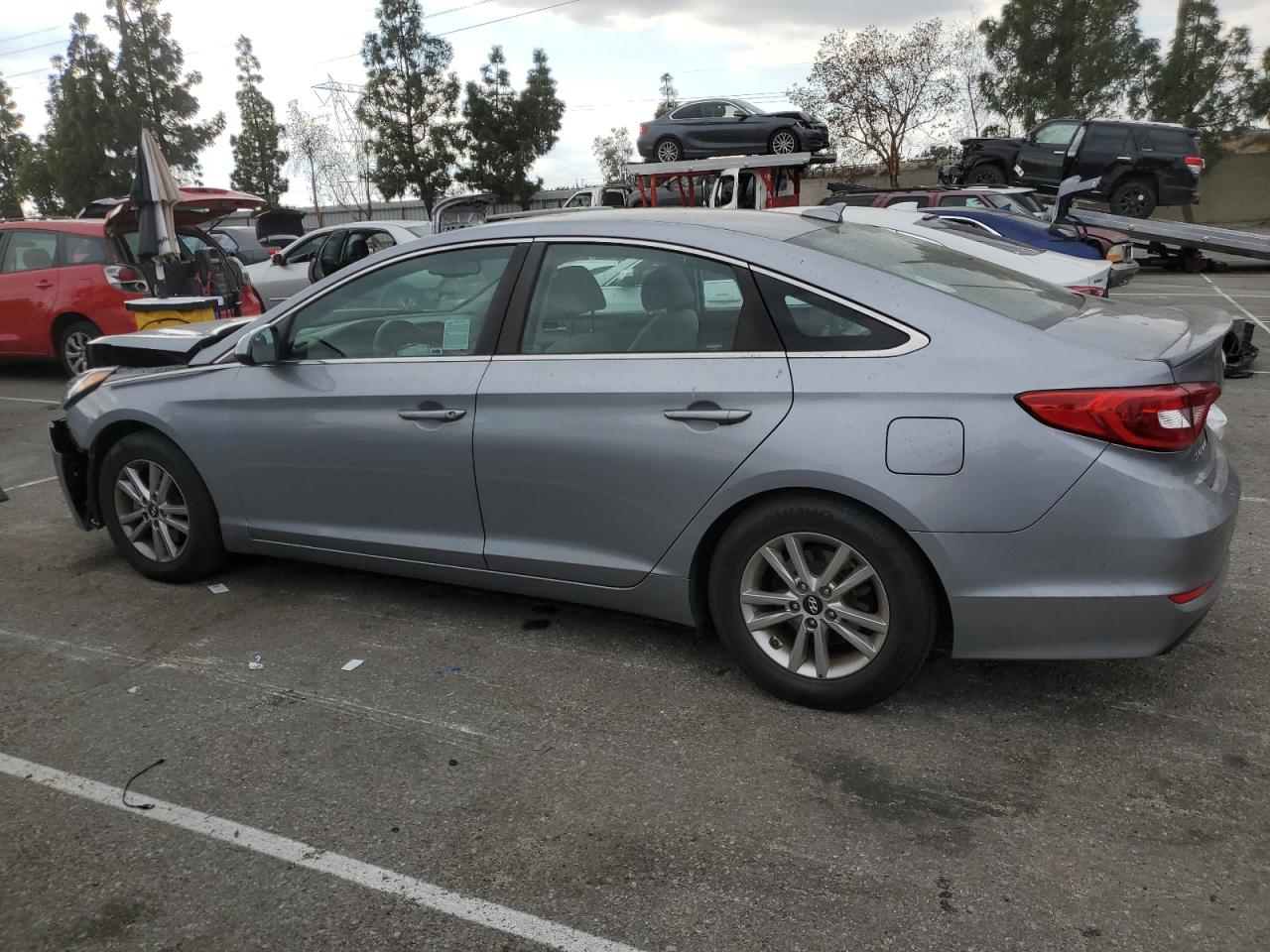 2017 Hyundai Sonata VIN 5NPE24AF9HH554677 Copart auction photo, front end / side damage thumbnail 2