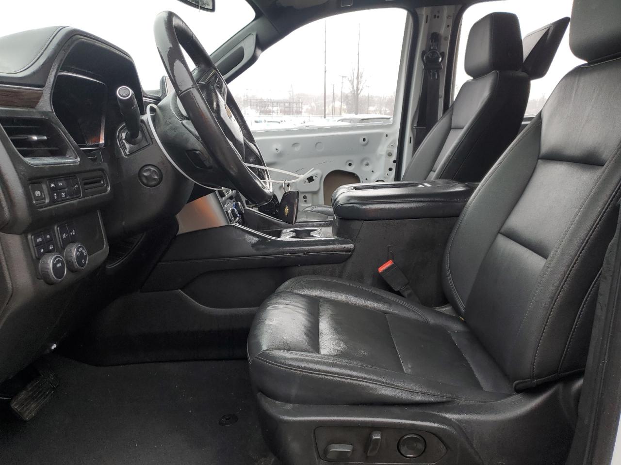 2022 Chevrolet Tahoe VIN 1GNSKNKD3NR111748 Copart auction photo, all over damage thumbnail 7