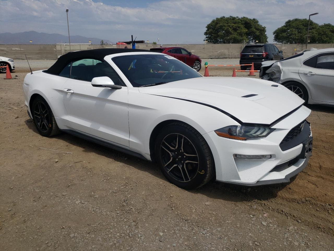 2020 Ford Mustang VIN 1FATP8UH1L5185986 Copart auction photo, front end damage thumbnail 4