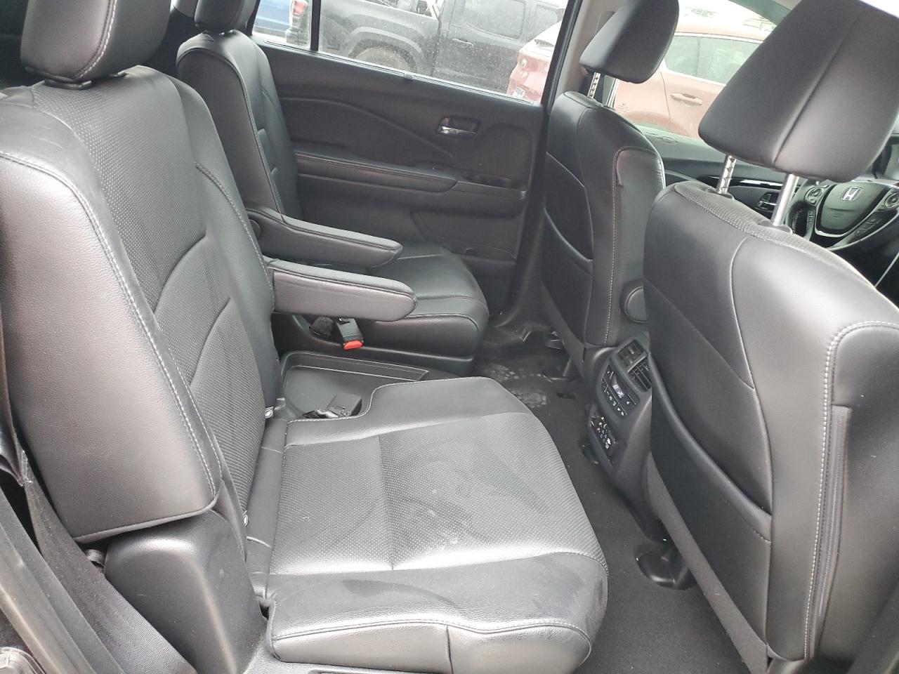 2018 Honda Pilot VIN 5FNYF6H00JB017490 Copart auction photo, side damage thumbnail 11