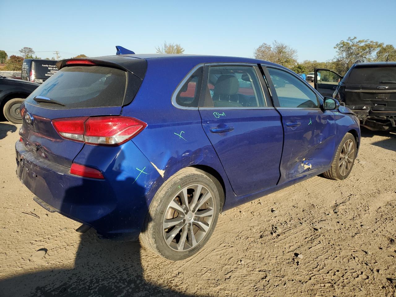 2019 Hyundai Elantra VIN KMHH35LE1KU117138 Copart auction photo, all over / minor dent/scratches damage thumbnail 3