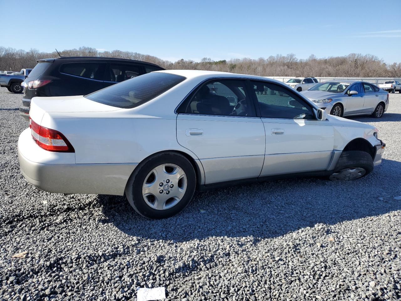 2000 Lexus ES VIN JT8BF28G1Y0266822 Copart auction photo, front end / side damage thumbnail 3