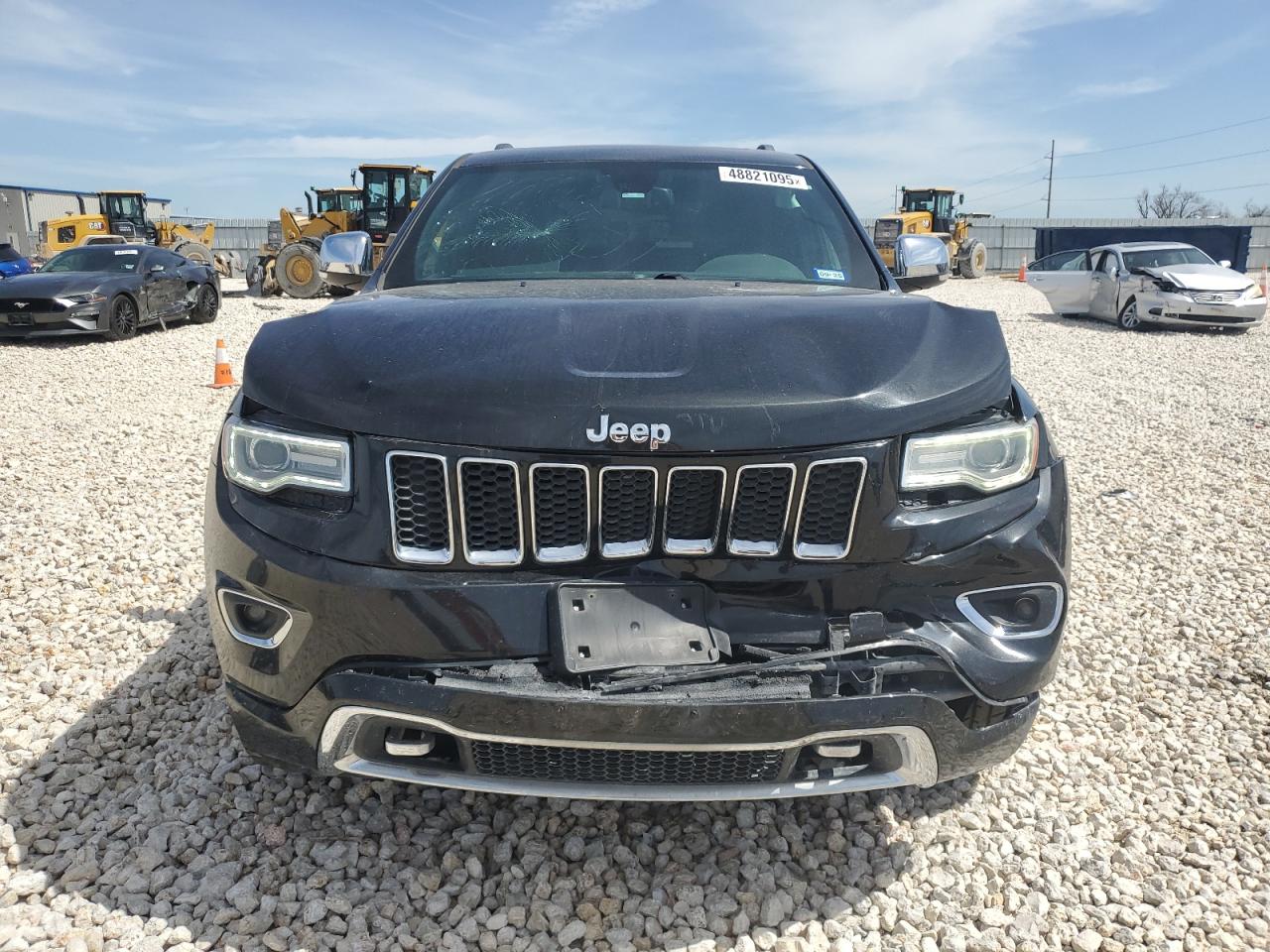 2016 Jeep Grand Cherokee VIN 1C4RJECG1GC499667 Copart auction photo, front end / minor dent/scratches damage thumbnail 5