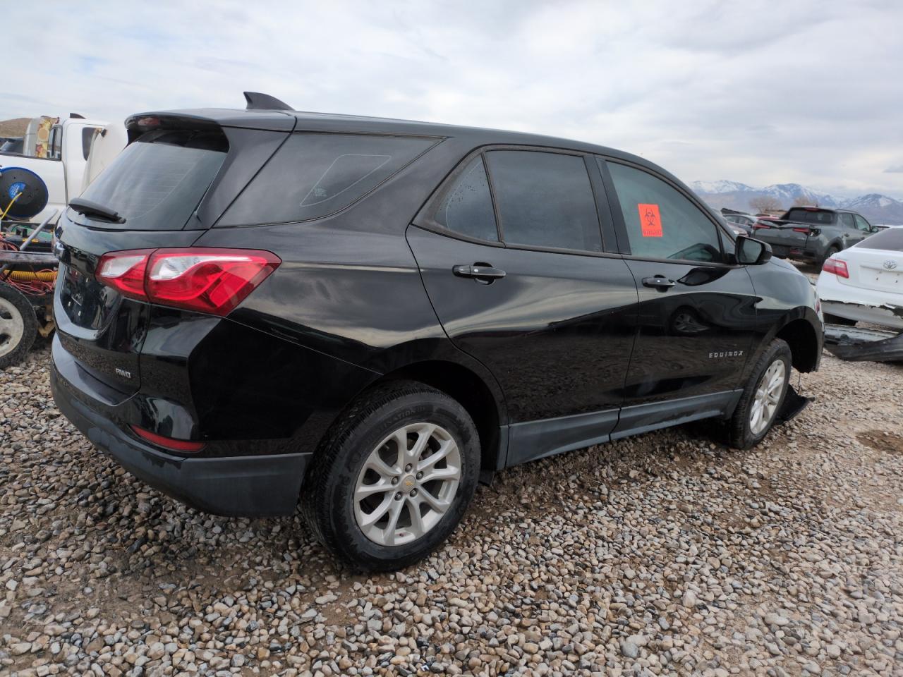 2019 Chevrolet Equinox VIN 2GNAXSEV7K6268688 Copart auction photo, front end / side damage thumbnail 3