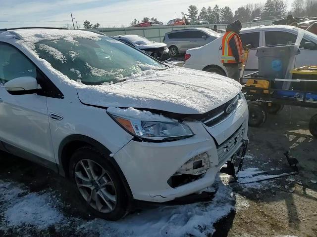 2016 Ford Escape VIN 1FMCU9J90GUC16996 Copart auction photo, front end damage thumbnail 12