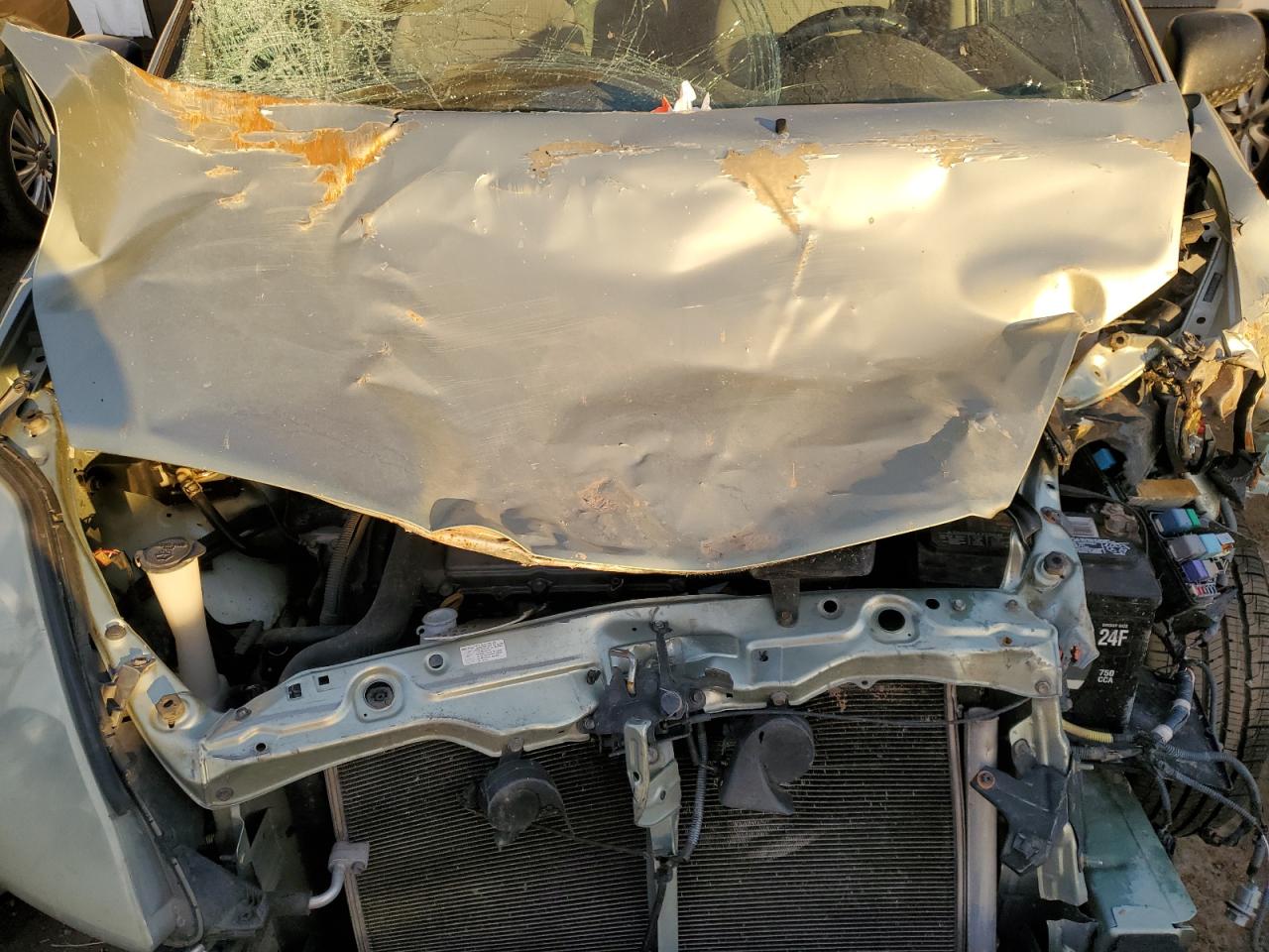 2006 Toyota Sienna VIN 5TDZA23C46S438418 Copart auction photo, front end damage thumbnail 12