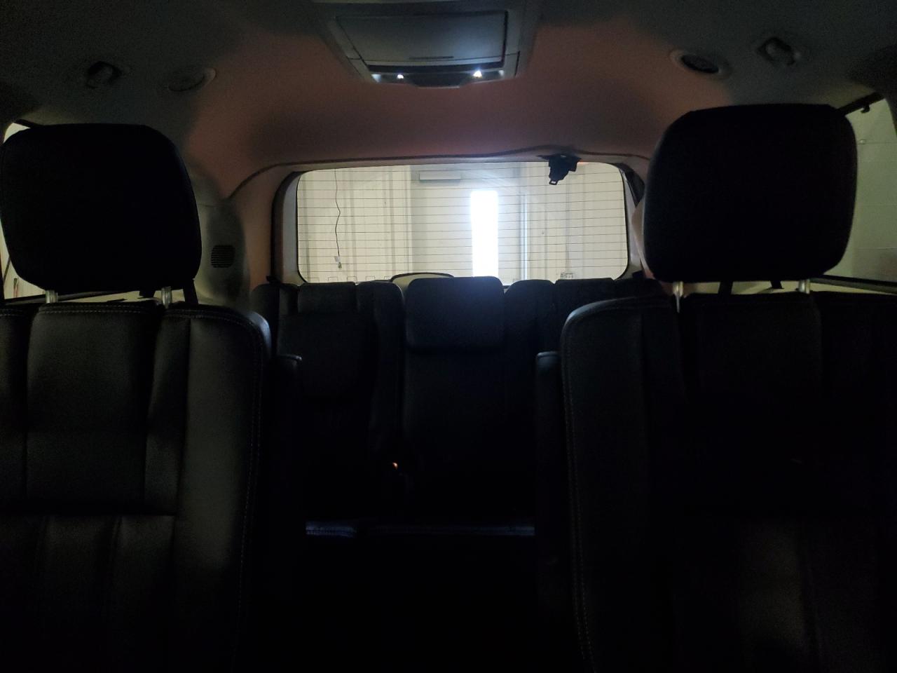 2015 Chrysler Town & Country VIN 2C4RC1BG0FR662383 Copart auction photo, front end / side damage thumbnail 10
