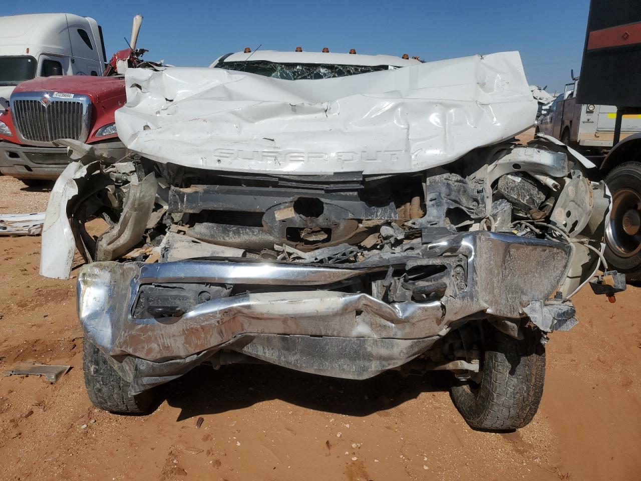 2017 Ford F350 VIN 1FD8W3HT9HEE86755 Copart auction photo, front end damage thumbnail 5