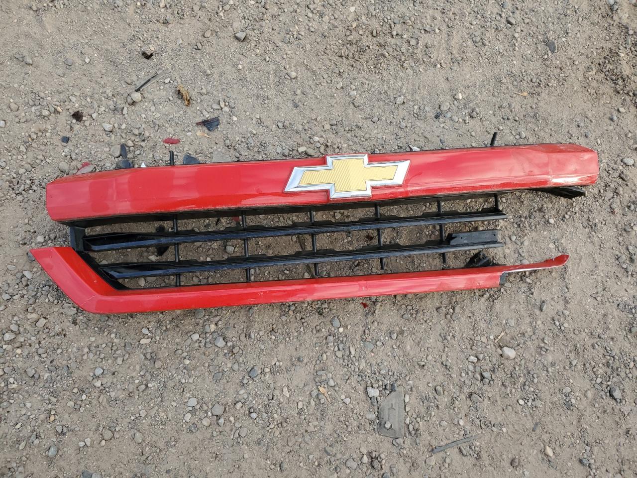 2018 Chevrolet Silverado VIN 1GCVKREC5JZ223428 Copart auction photo, side / front end damage thumbnail 14
