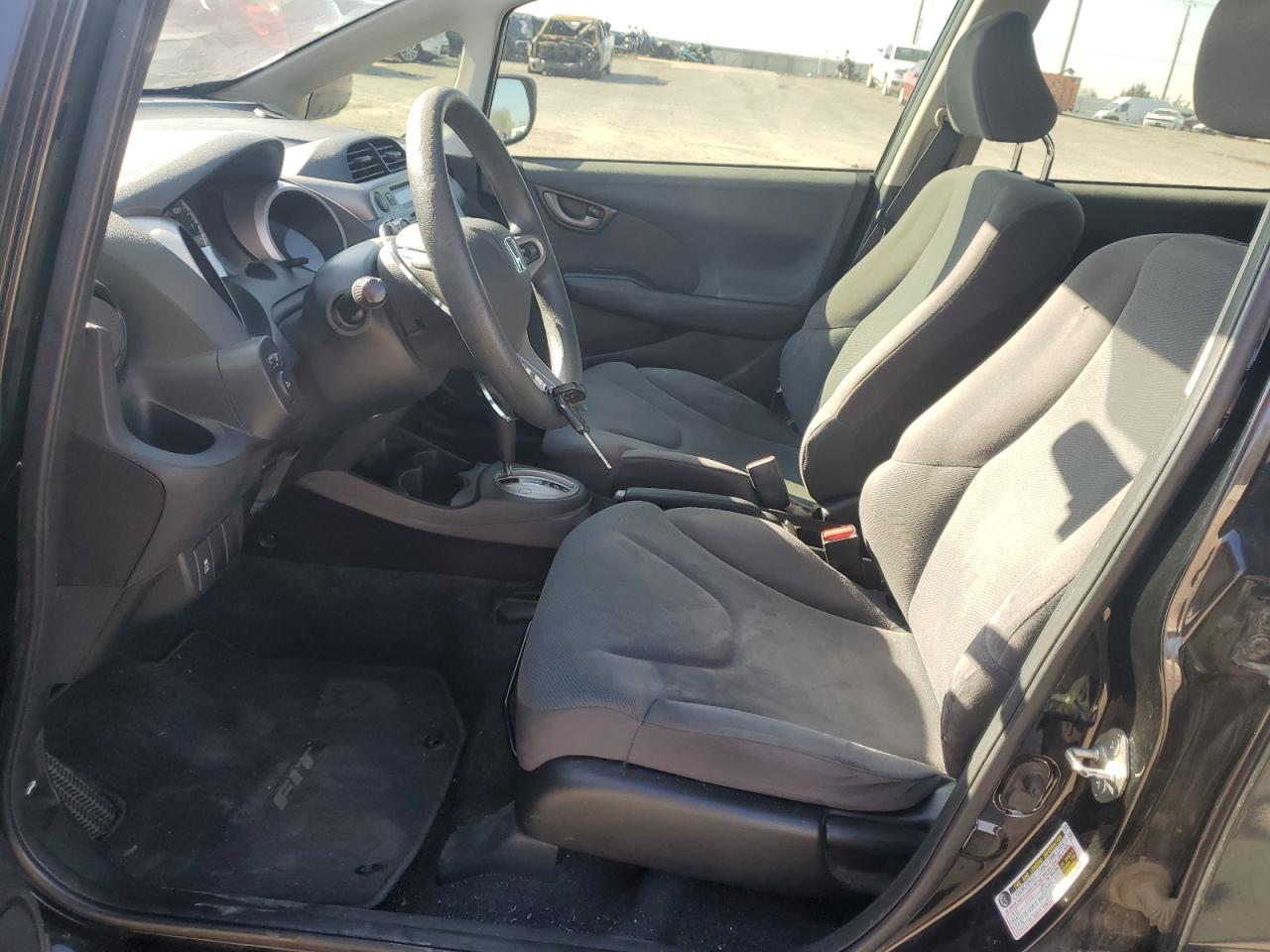 2013 Honda Fit VIN JHMGE8H36DC047209 Copart auction photo, rear end / minor dent/scratches damage thumbnail 7