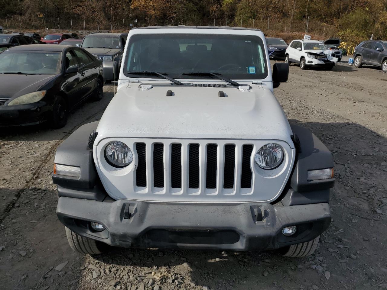 2019 Jeep Wrangler VIN 1C4HJXDN1KW549320 Copart auction photo, rear end / minor dent/scratches damage thumbnail 5