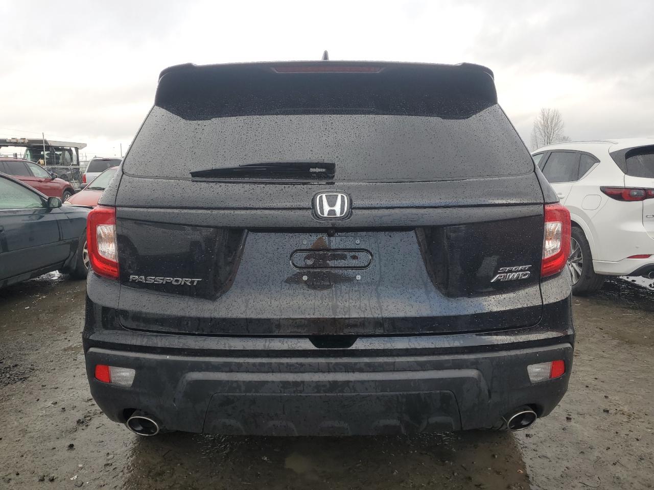 2021 Honda Passport VIN 5FNYF8H22MB008209 Copart auction photo, front end damage thumbnail 6