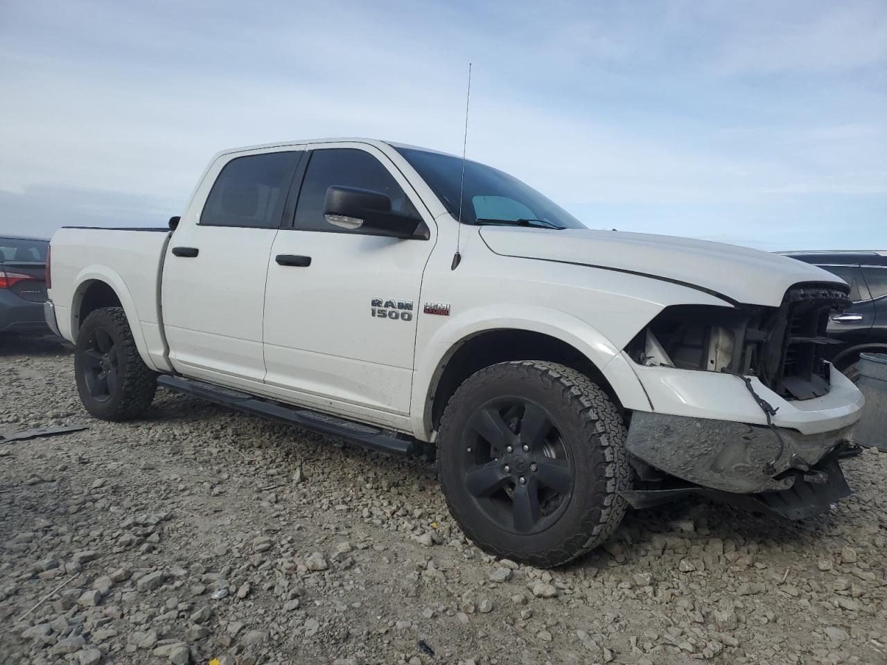 2015 RAM 1500 VIN 1C6RR7LT1FS573313 Copart auction photo, front end damage thumbnail 4