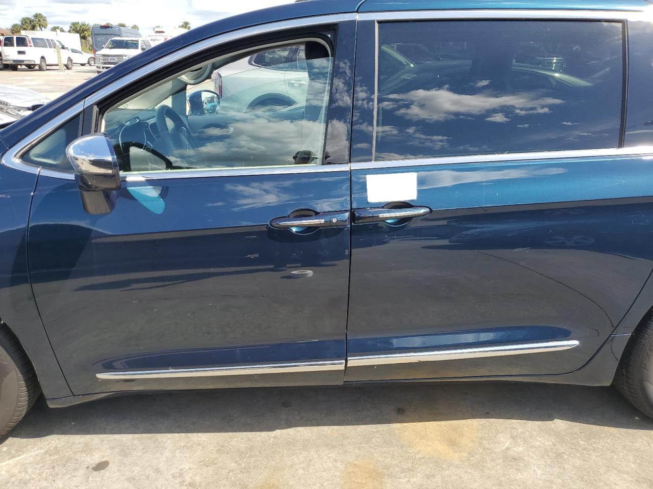 2022 Chrysler Pacifica VIN 2C4RC1GG5NR104228 Copart auction photo, water/flood damage thumbnail 13