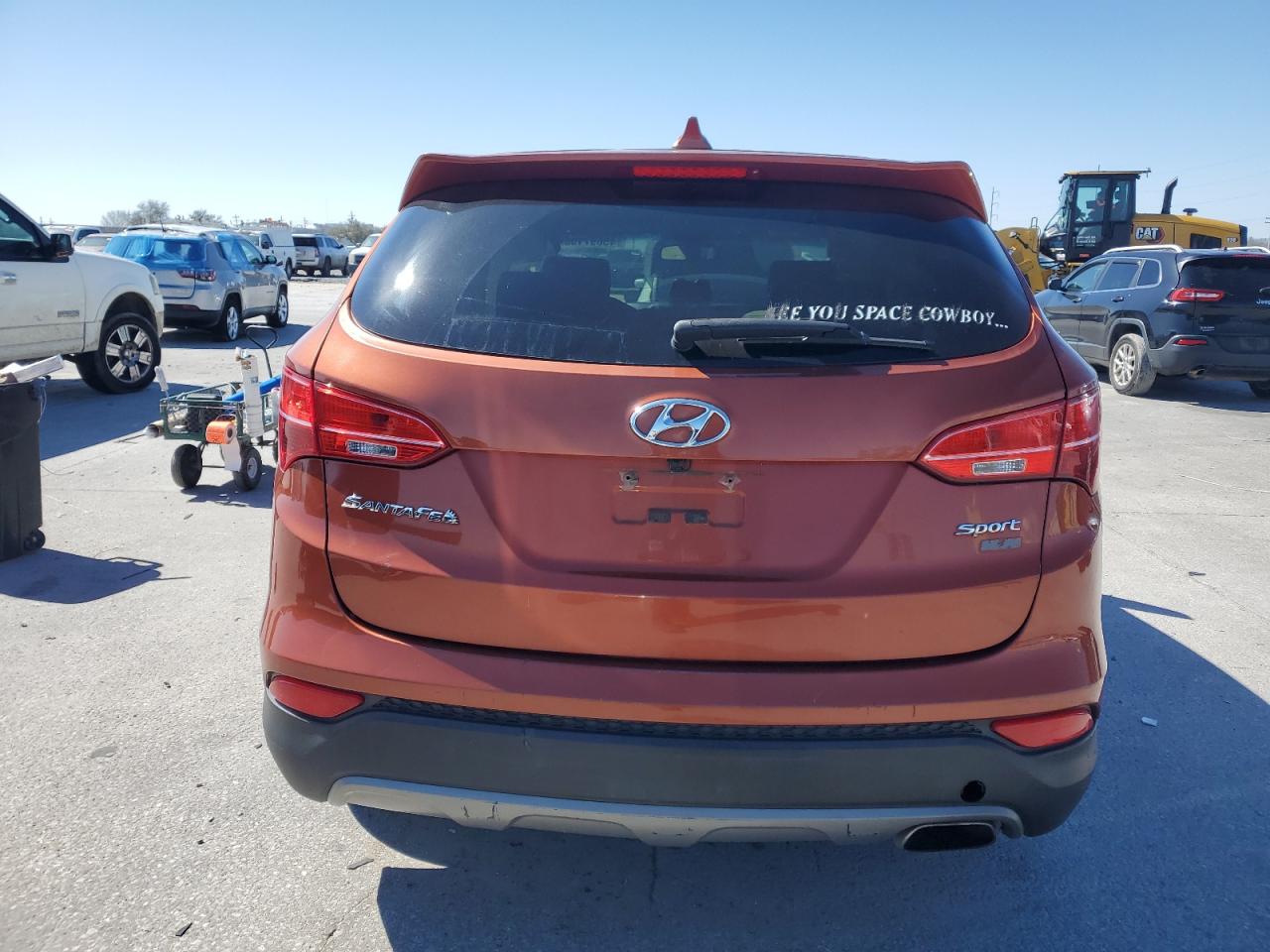 2016 Hyundai Santa Fe VIN 5XYZTDLB5GG352613 Copart auction photo, vandalism / front end damage thumbnail 6