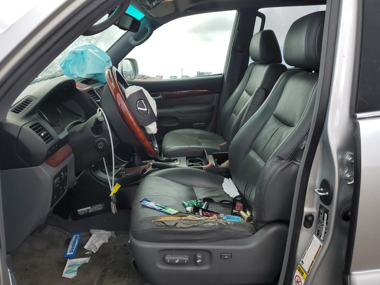 2009 Lexus GX VIN JTJBT20X490174351 Copart auction photo, front end / side damage thumbnail 7