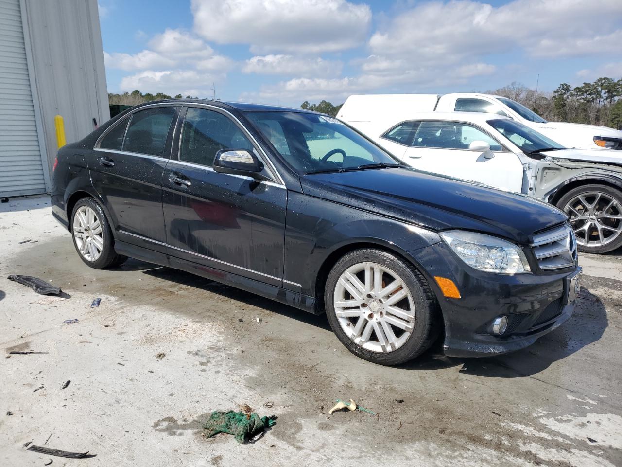 2009 Mercedes-Benz C-klasse VIN WDDGF81X09F203123 Copart auction photo, front end damage thumbnail 4