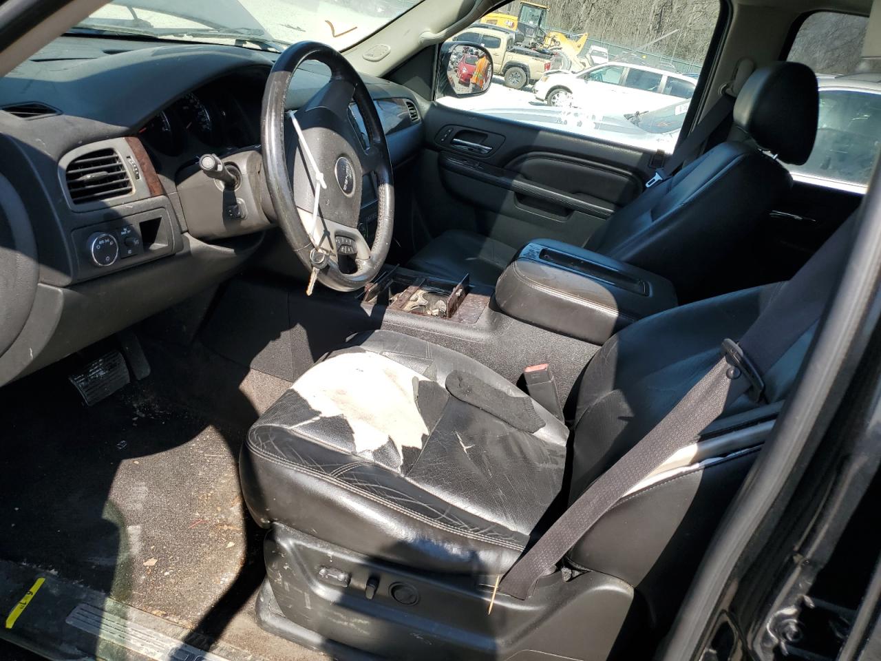 2011 GMC Yukon VIN 1GKS2MEF6BR189554 Copart auction photo, rear end damage thumbnail 7