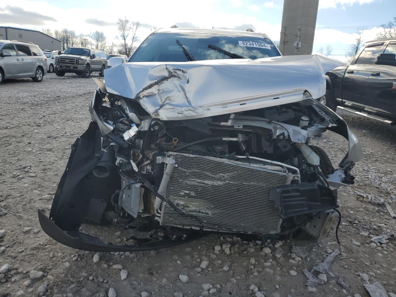 2017 GMC Terrain VIN 2GKFLTE39H6280689 Copart auction photo, front end damage thumbnail 5