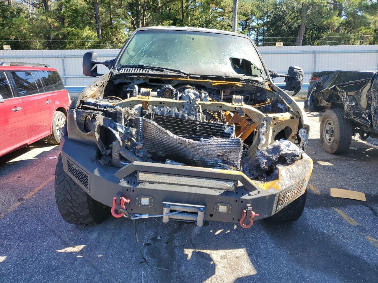 2005 Ford F250 VIN 1FTSW21P65EA67064 Copart auction photo, burn - engine / burn - interior damage thumbnail 5
