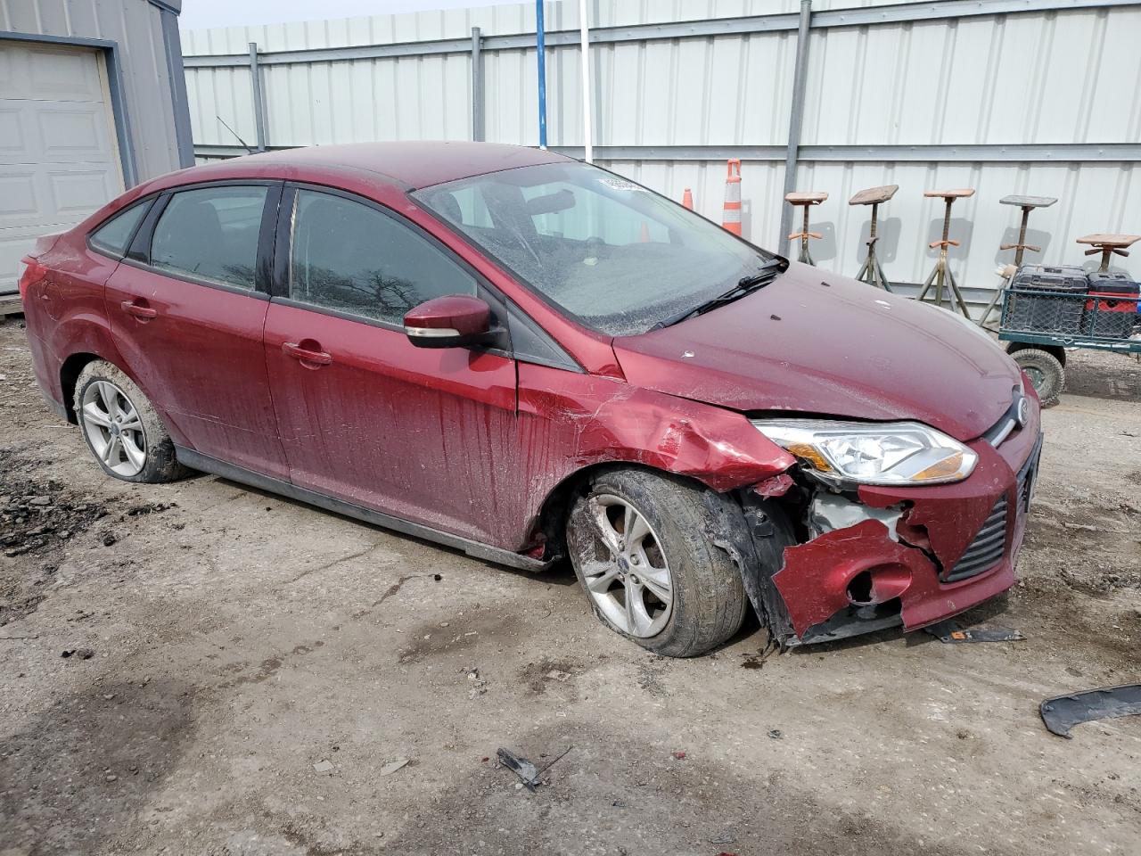 2013 Ford Focus VIN 1FADP3F21DL163709 Copart auction photo, front end / rear end damage thumbnail 4