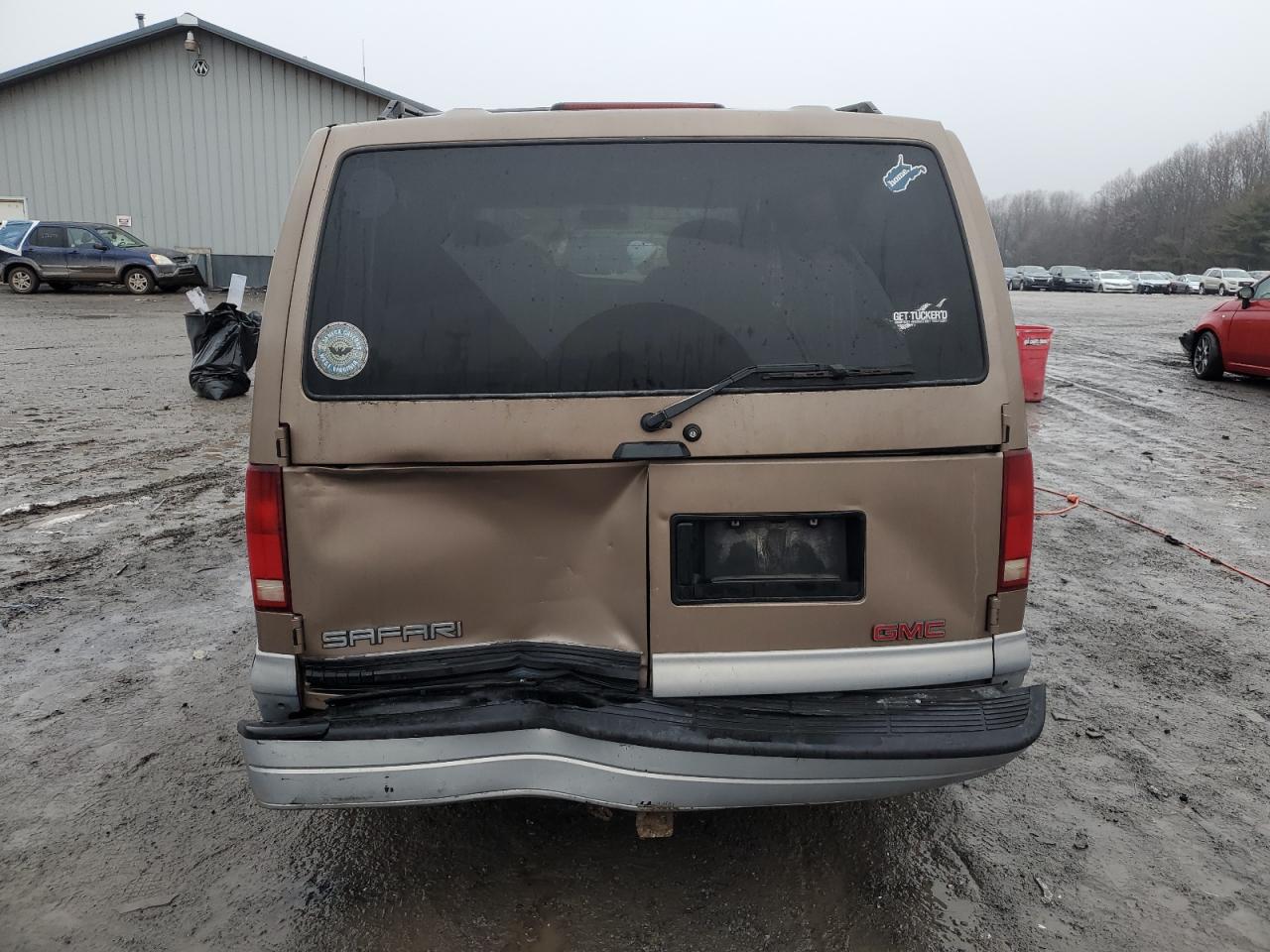 2000 GMC Safari VIN 1GKDM19W9YB537215 Copart auction photo, rear end / side damage thumbnail 6