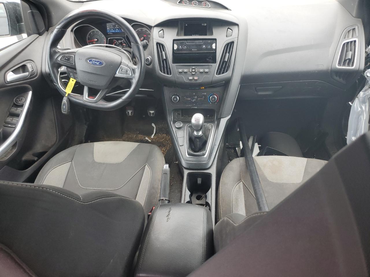 2017 Ford Focus VIN 1FADP3L9XHL265310 Copart auction photo, front end damage thumbnail 8