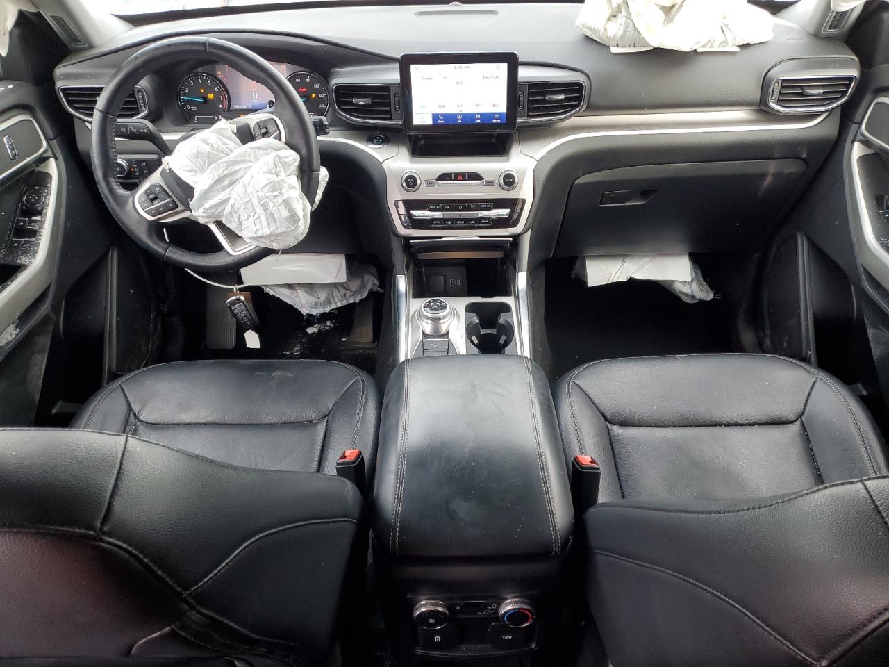 2021 Ford Explorer VIN 1FMSK8DH7MGA04251 Copart auction photo, front end / minor dent/scratches damage thumbnail 8