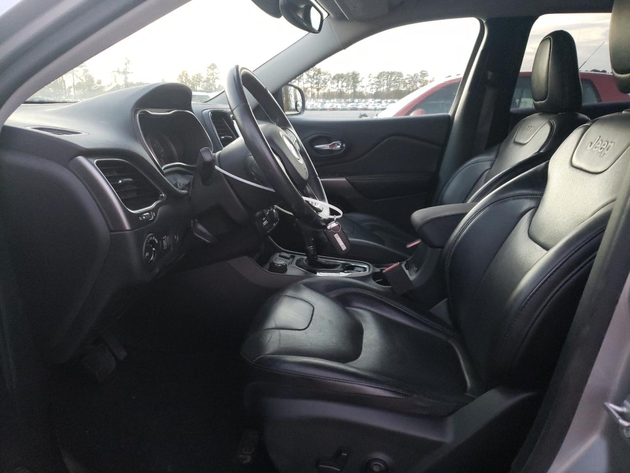 2019 Jeep Grand Cherokee VIN 1C4PJMDX9KD157144 Copart auction photo, front end damage thumbnail 7