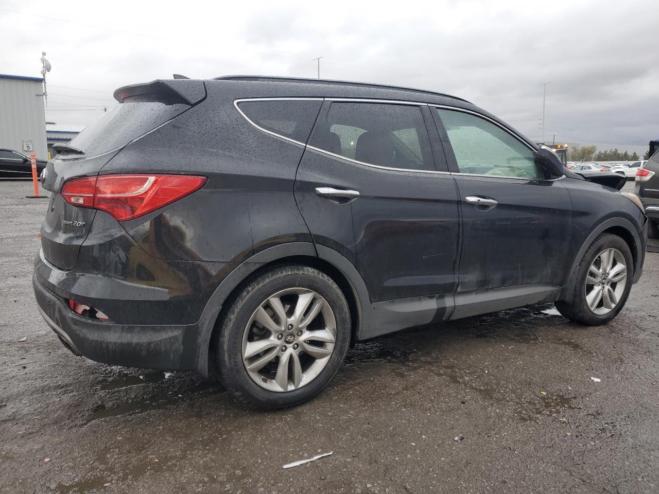 2013 Hyundai Santa Fe VIN 5XYZU3LA5DG112004 Copart auction photo, front end damage thumbnail 3