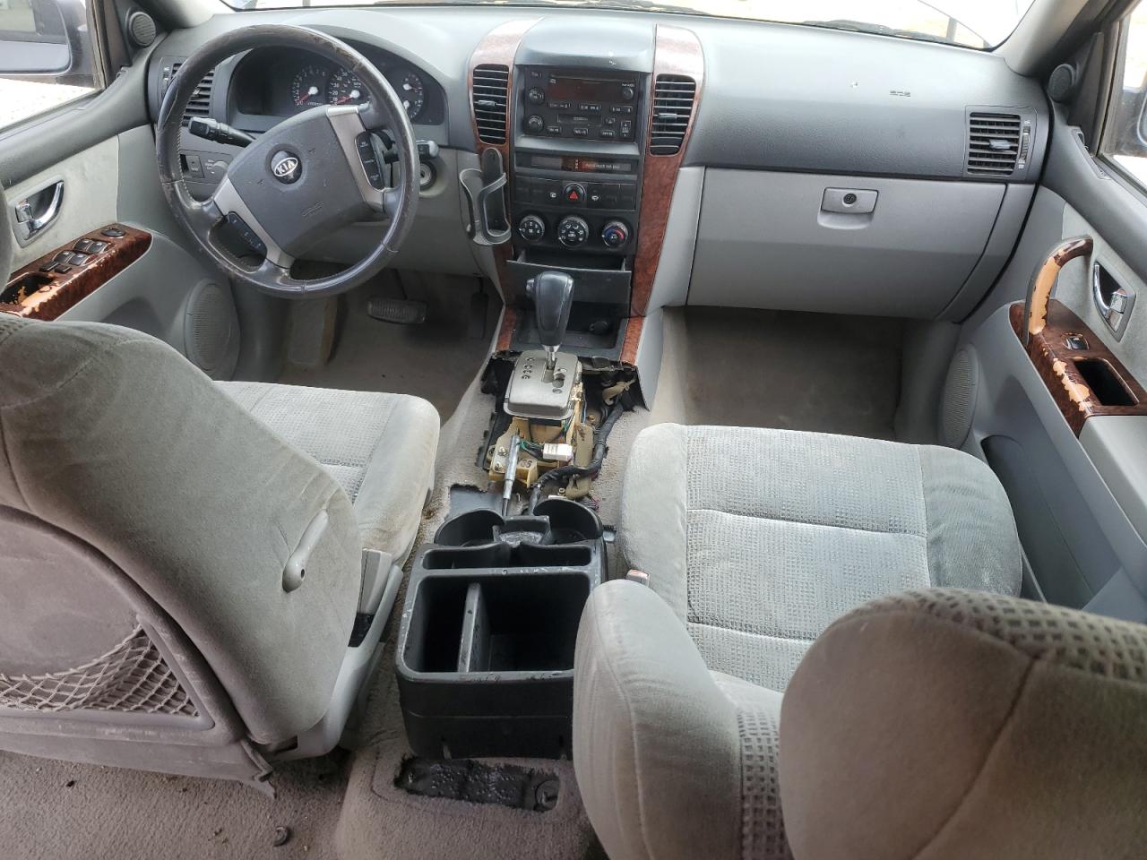 2005 KIA Sorento VIN KNDJD733055403932 Copart auction photo, rear end damage thumbnail 8