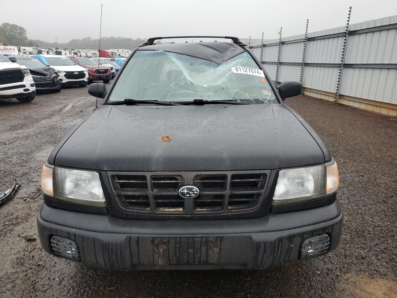 2000 Subaru Forester VIN JF1SF6352YG701472 Copart auction photo, all over damage thumbnail 5
