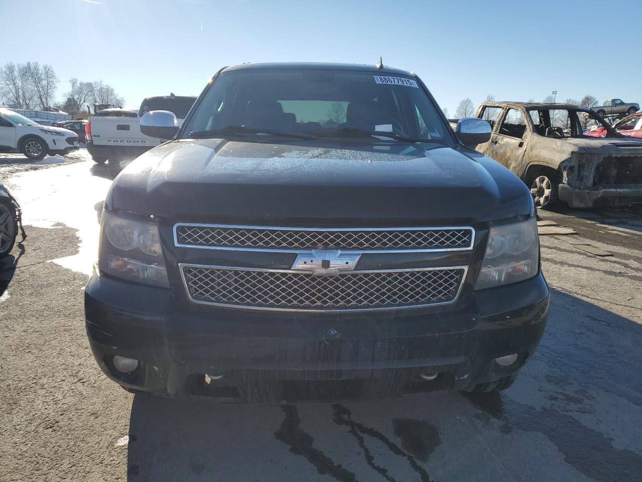 2011 Chevrolet Suburban VIN 1GNSKKE38BR212443 Copart auction photo, front end / rear end damage thumbnail 5
