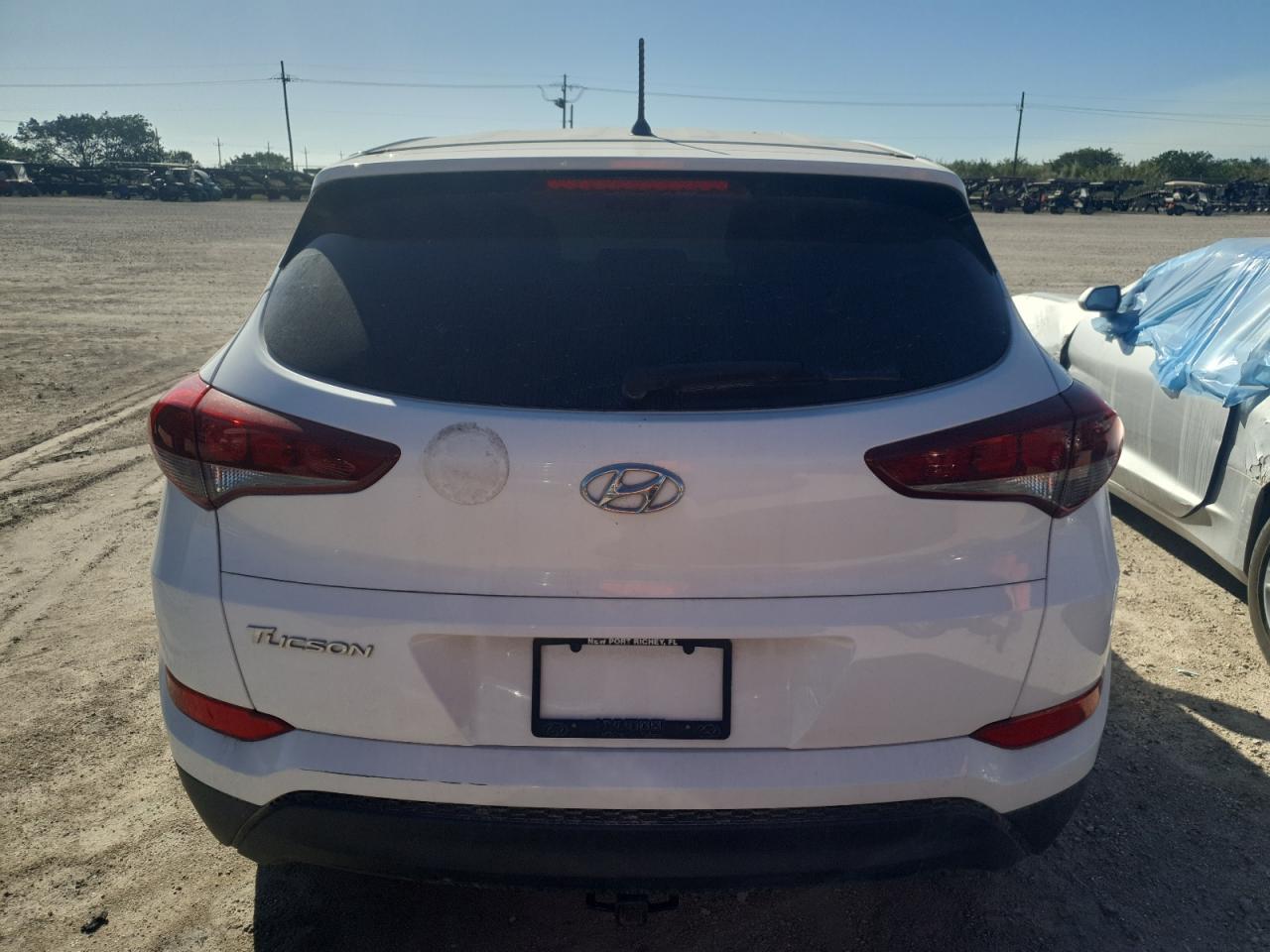 2018 Hyundai Tucson VIN KM8J23A41JU660281 Copart auction photo, water/flood damage thumbnail 6