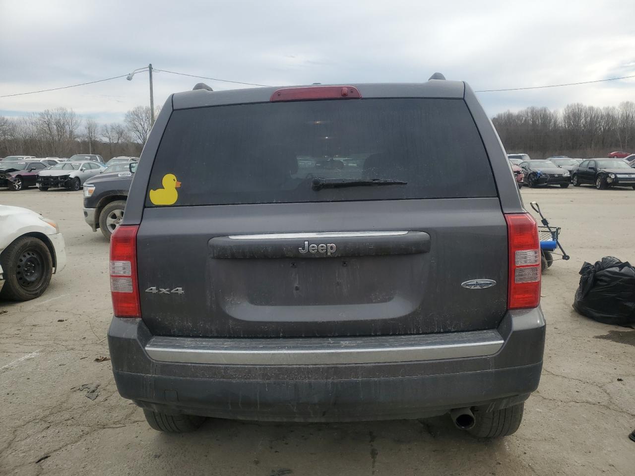 2016 Jeep Liberty (Patriot) VIN 1C4NJRFB5GD522447 Copart auction photo, front end damage thumbnail 6