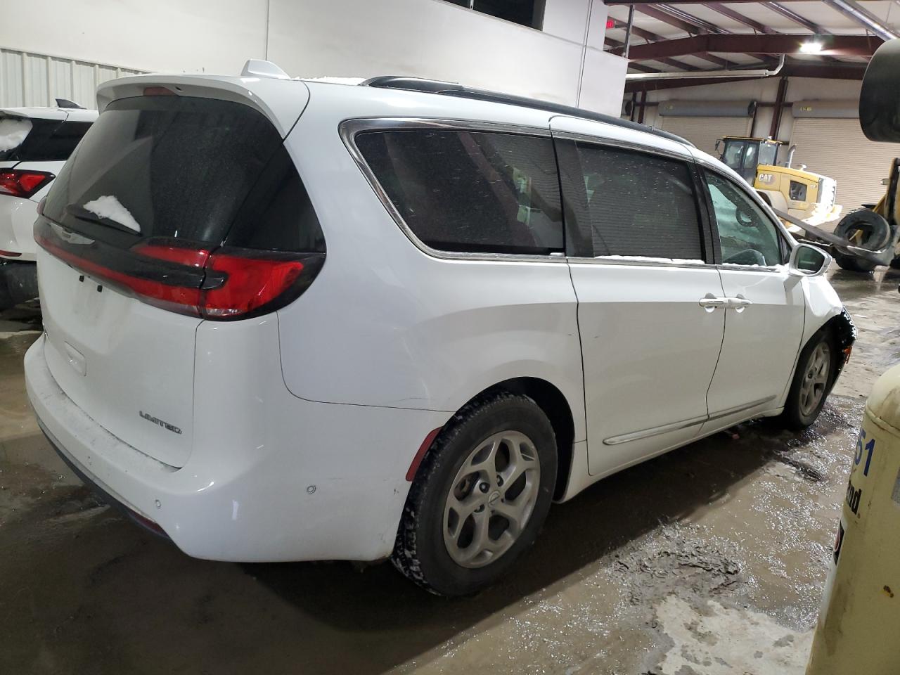 2022 Chrysler Pacifica VIN 2C4RC1GG3NR233276 Copart auction photo, front end damage thumbnail 3