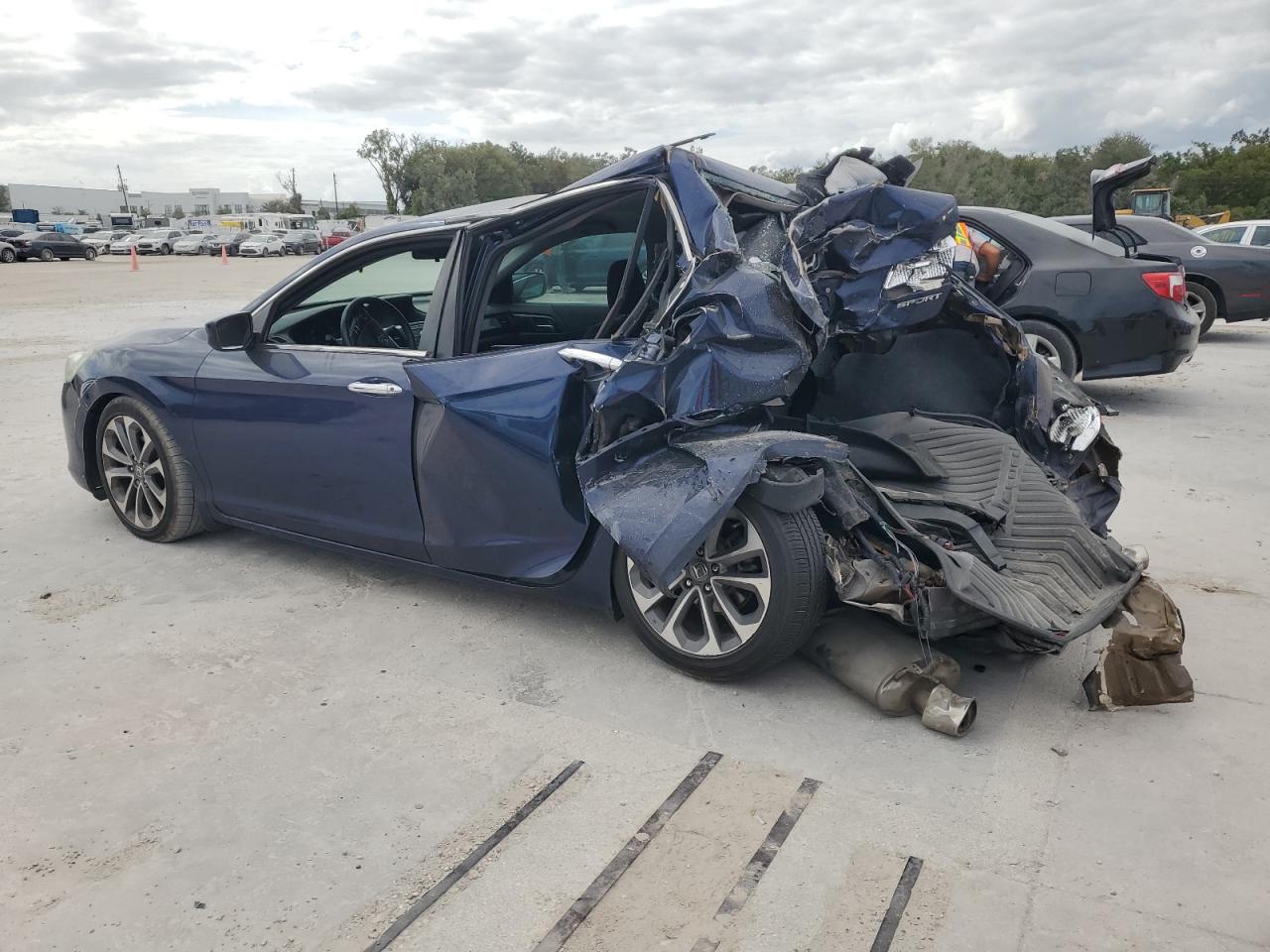 2014 Honda Accord VIN 1HGCR2F51EA008404 Copart auction photo, all over damage thumbnail 2
