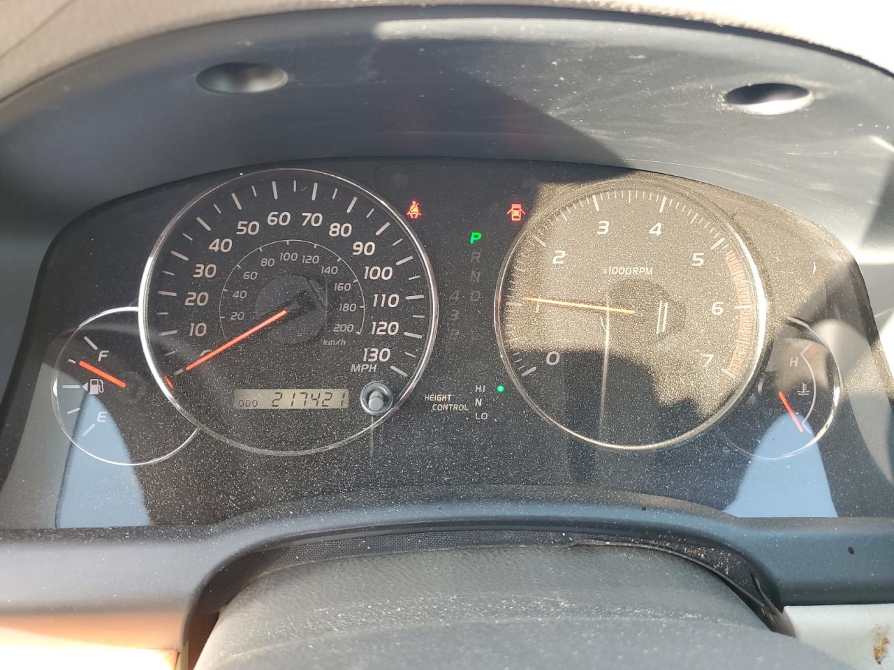 2004 Lexus GX VIN JTJBT20X840050575 Copart auction photo, minor dent/scratches damage thumbnail 9